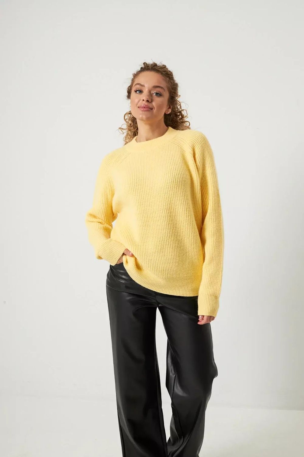 Светр реглан Wear Me 16631 жовтий